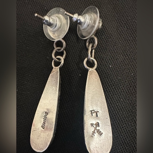 Vintage Sterling Black Onyx Tear Drop Earrings - Picture 3 of 5